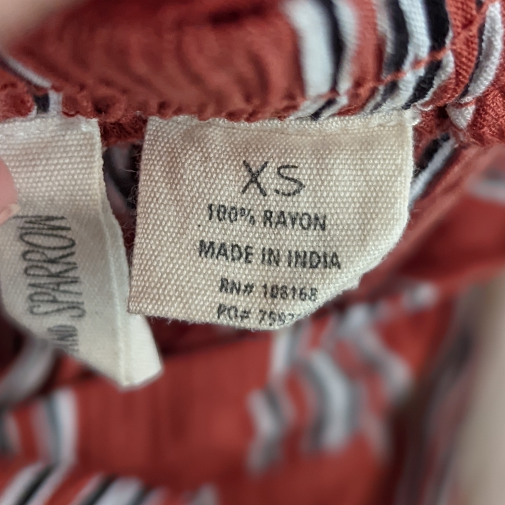 Sky and Sparrow Stripe Crop Pants - Picture 11 of 12